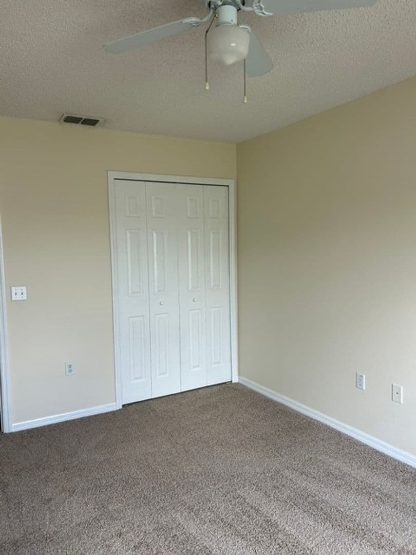 Deltona House: 2940 Bedford St