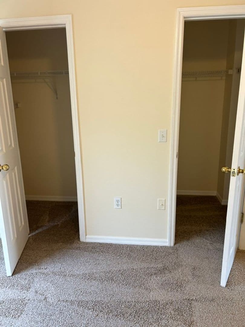 Deltona House: 2940 Bedford St