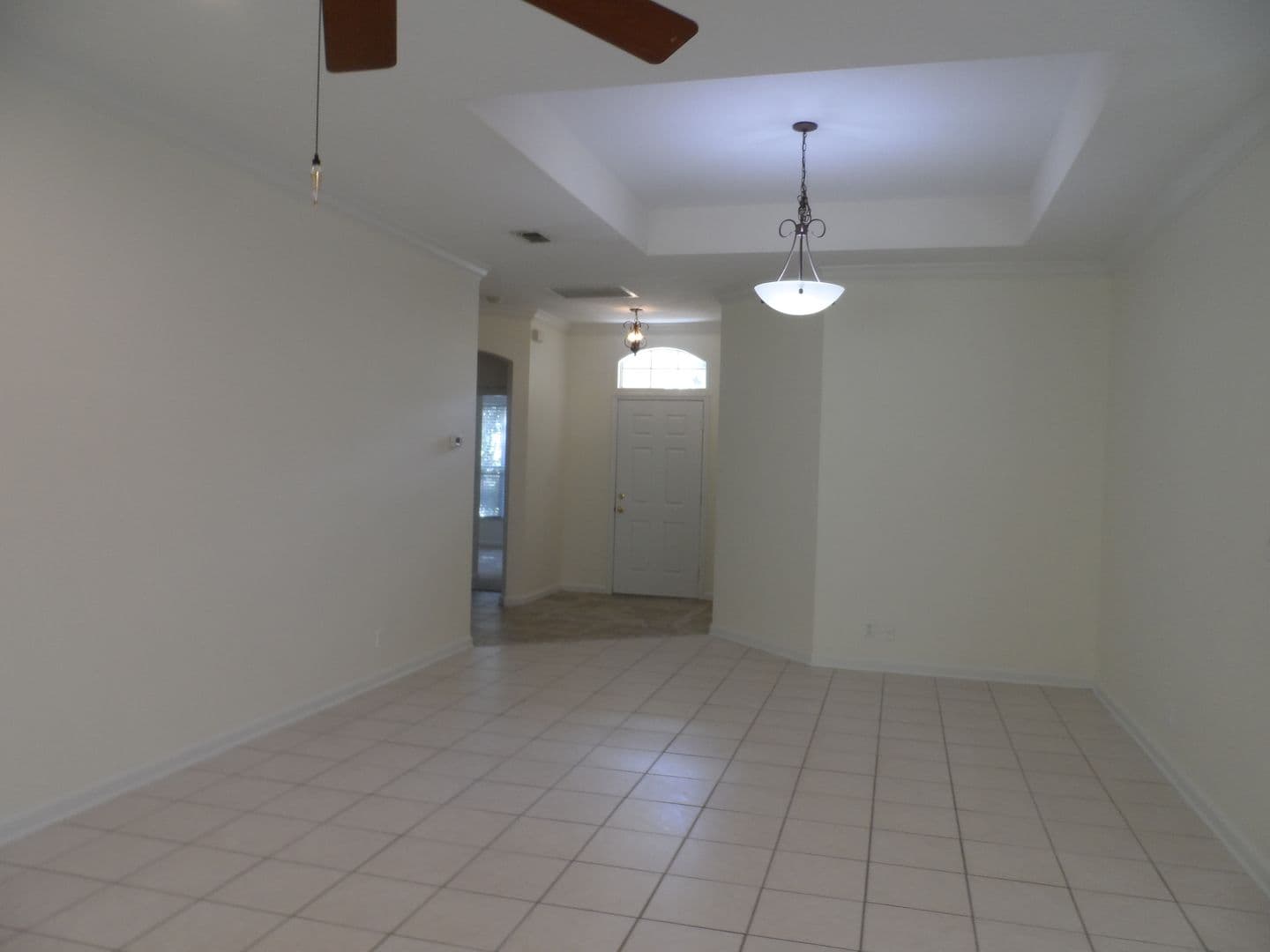 DeLand House: 234 W Tarrington Dr