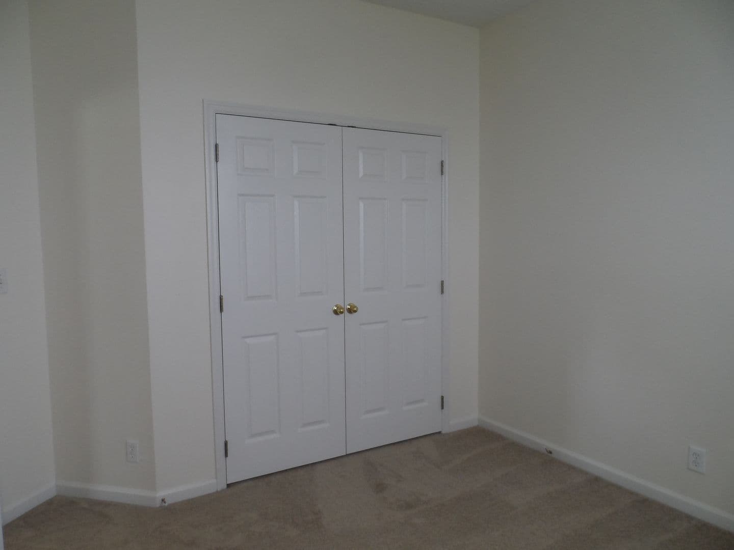 DeLand House: 234 W Tarrington Dr