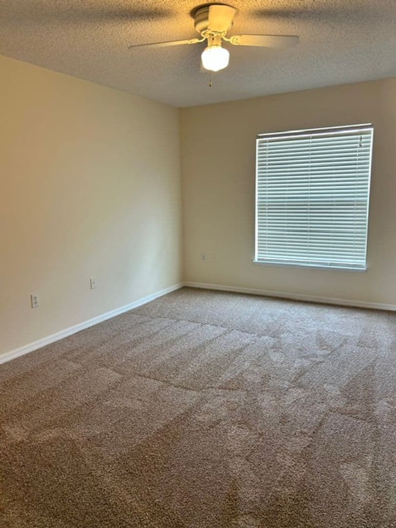 Deltona House: 2940 Bedford St