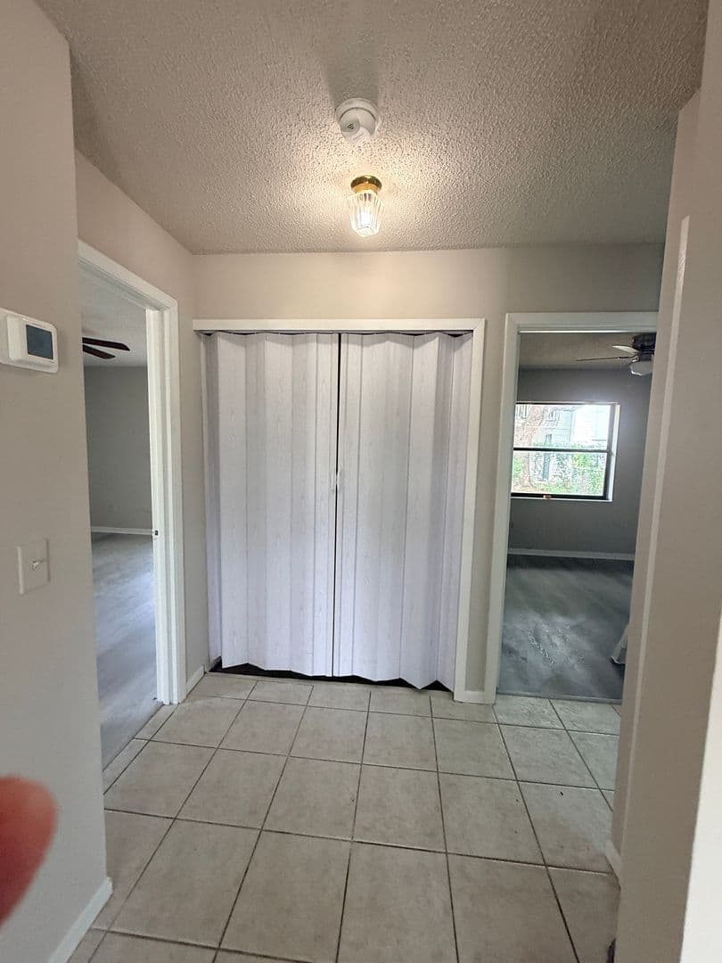 Orlando Apartment: 5483 Decatur
