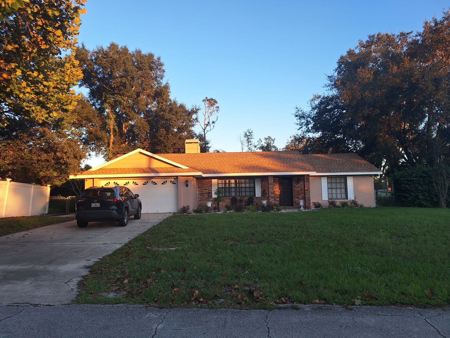 Deltona House: 3301 Shalimar Cir