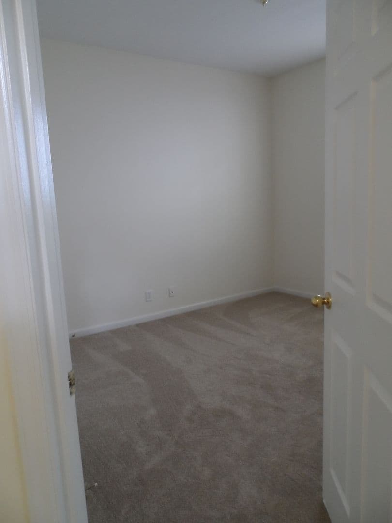 DeLand House: 234 W Tarrington Dr