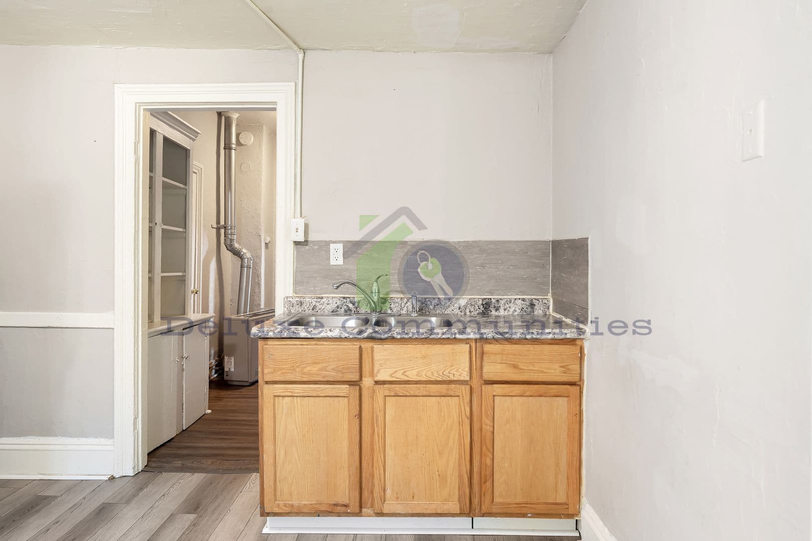 Grand Rapids Apartment: 155 National Ave NW