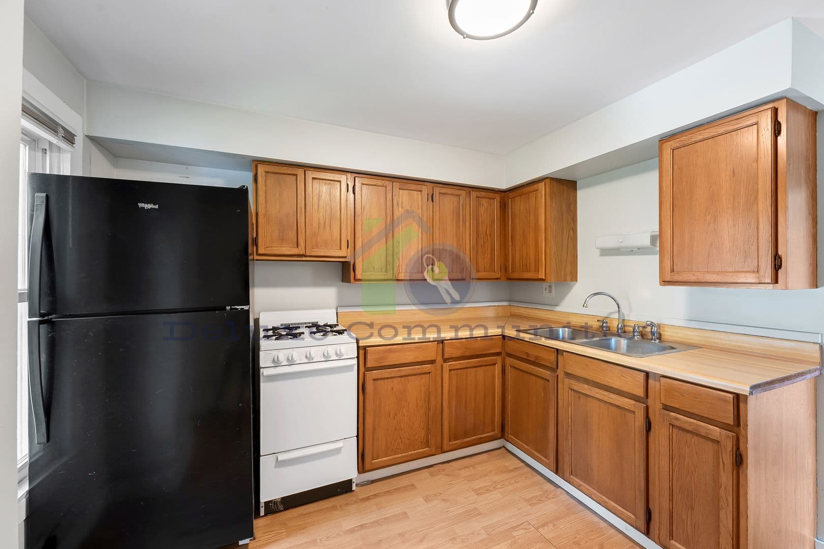Grand Rapids Apartment: 1021 Broadway Ave NW