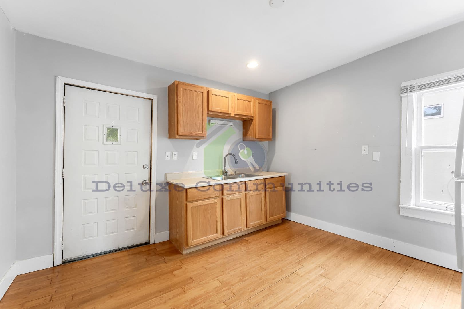 Grand Rapids Apartment: 344 - 346 Diamond Ave SE