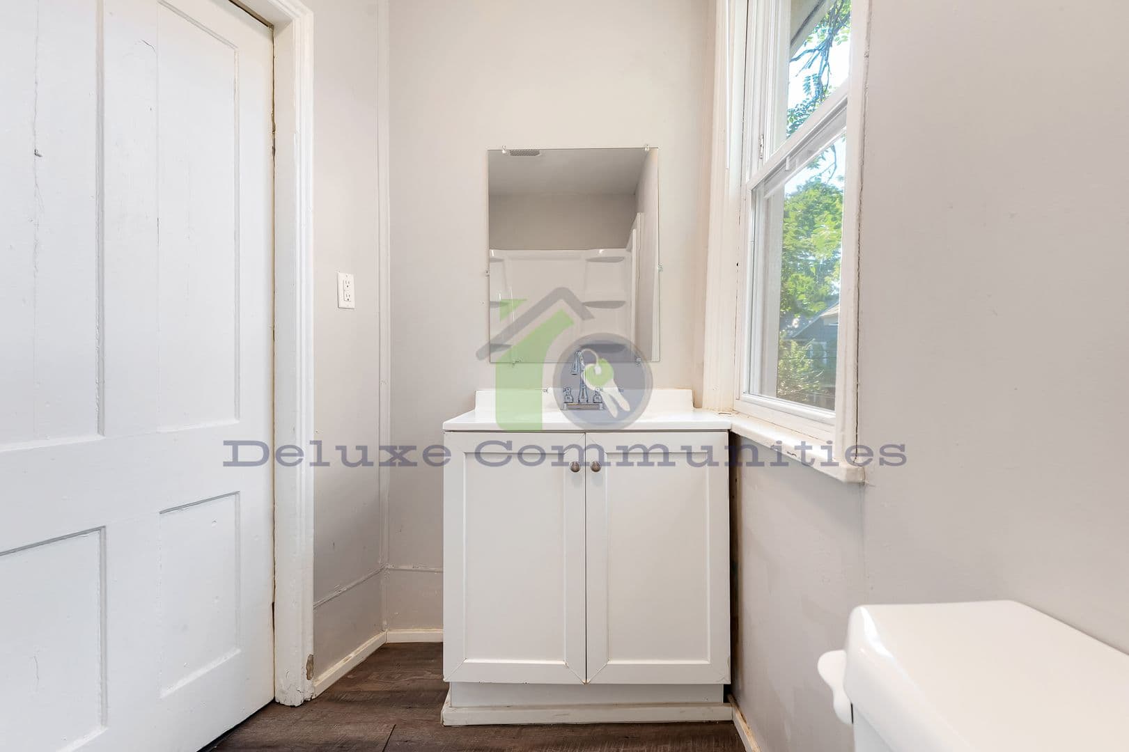 Grand Rapids Apartment: 155 National Ave NW