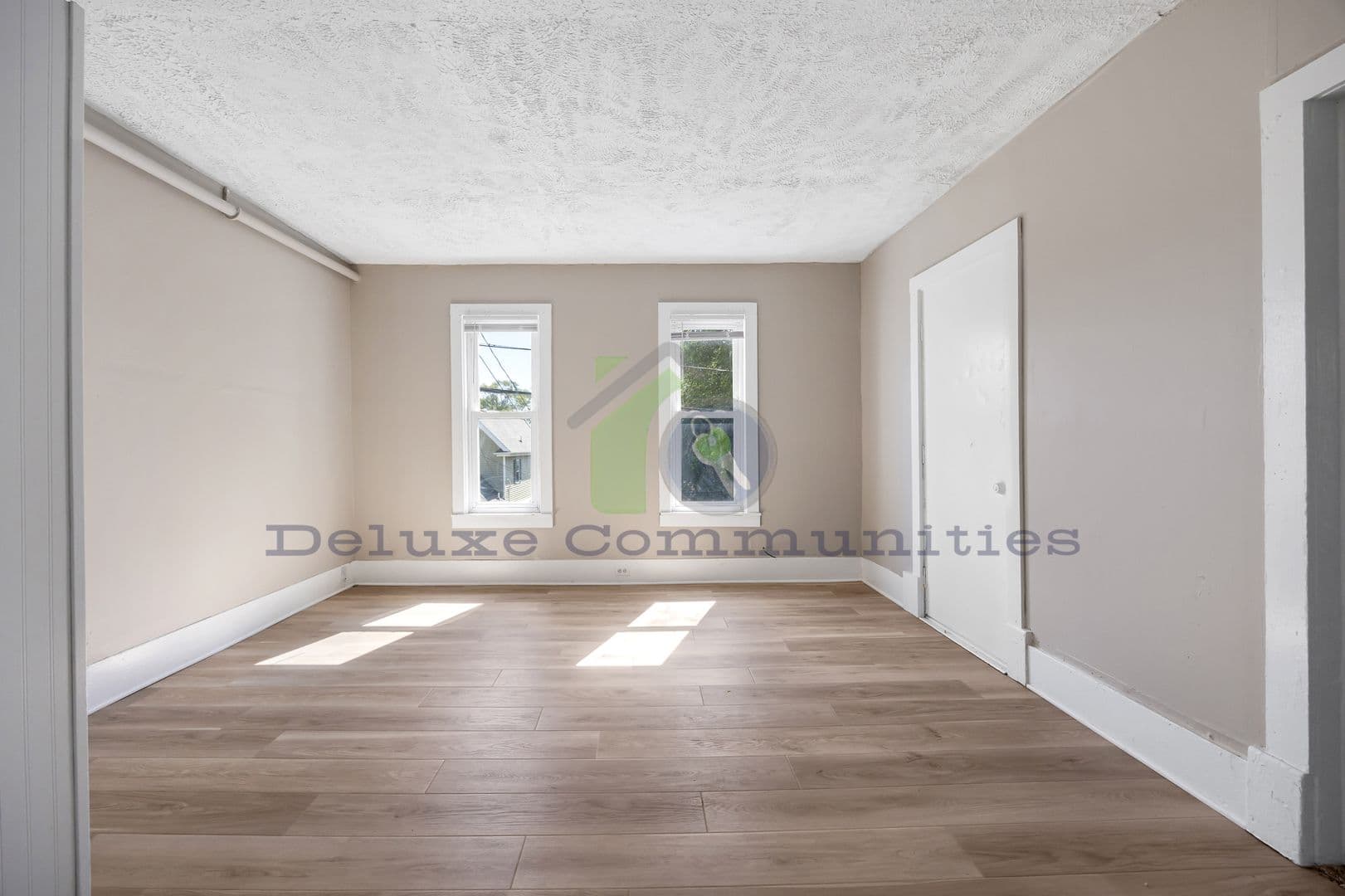 Grand Rapids Apartment: 415 Graham St SW