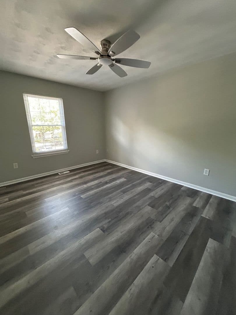 Columbia Townhome: 8426 Each Leaf Court