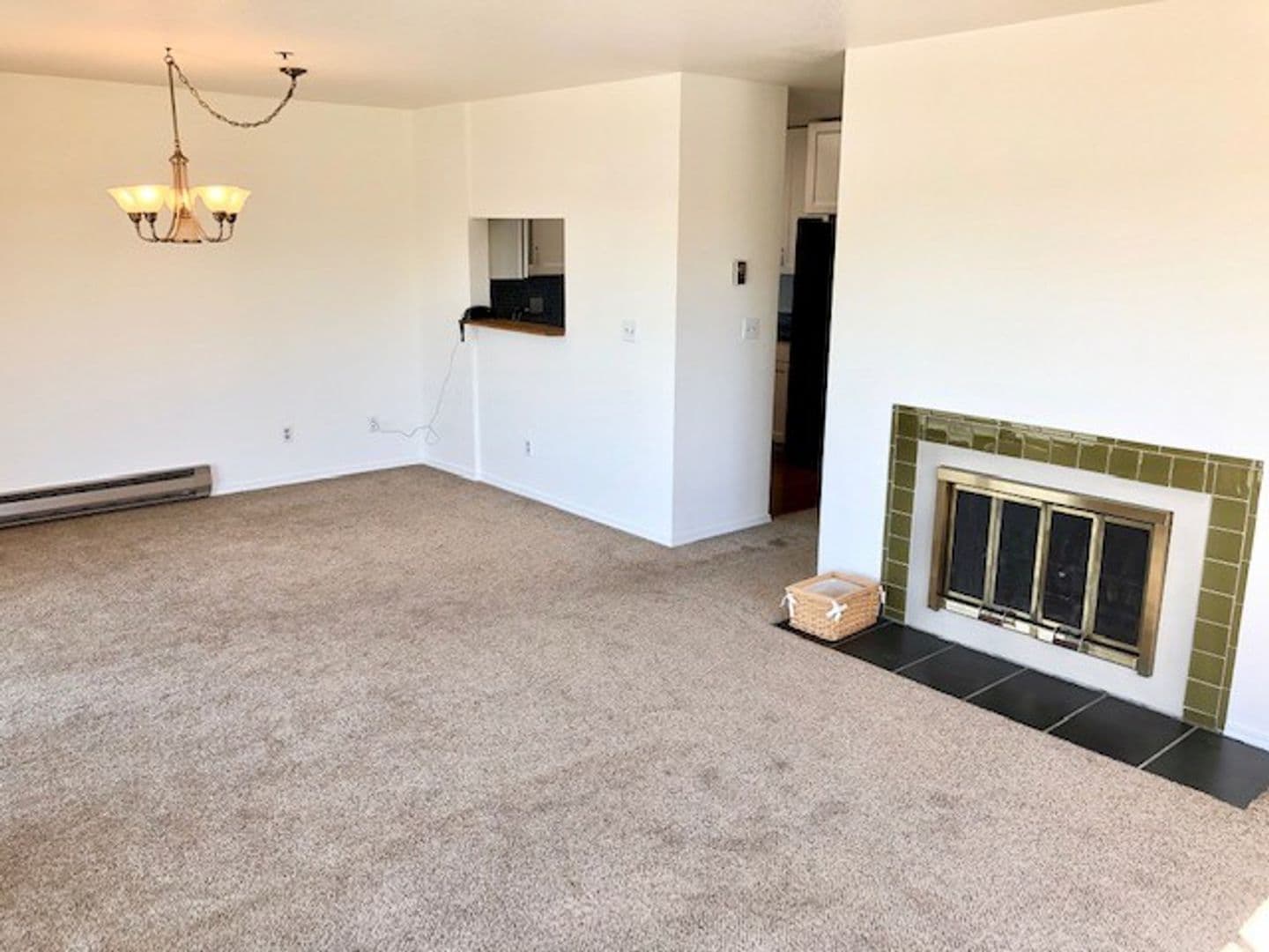 Anchorage House: 3105 Lakeshore Dr. #301-1