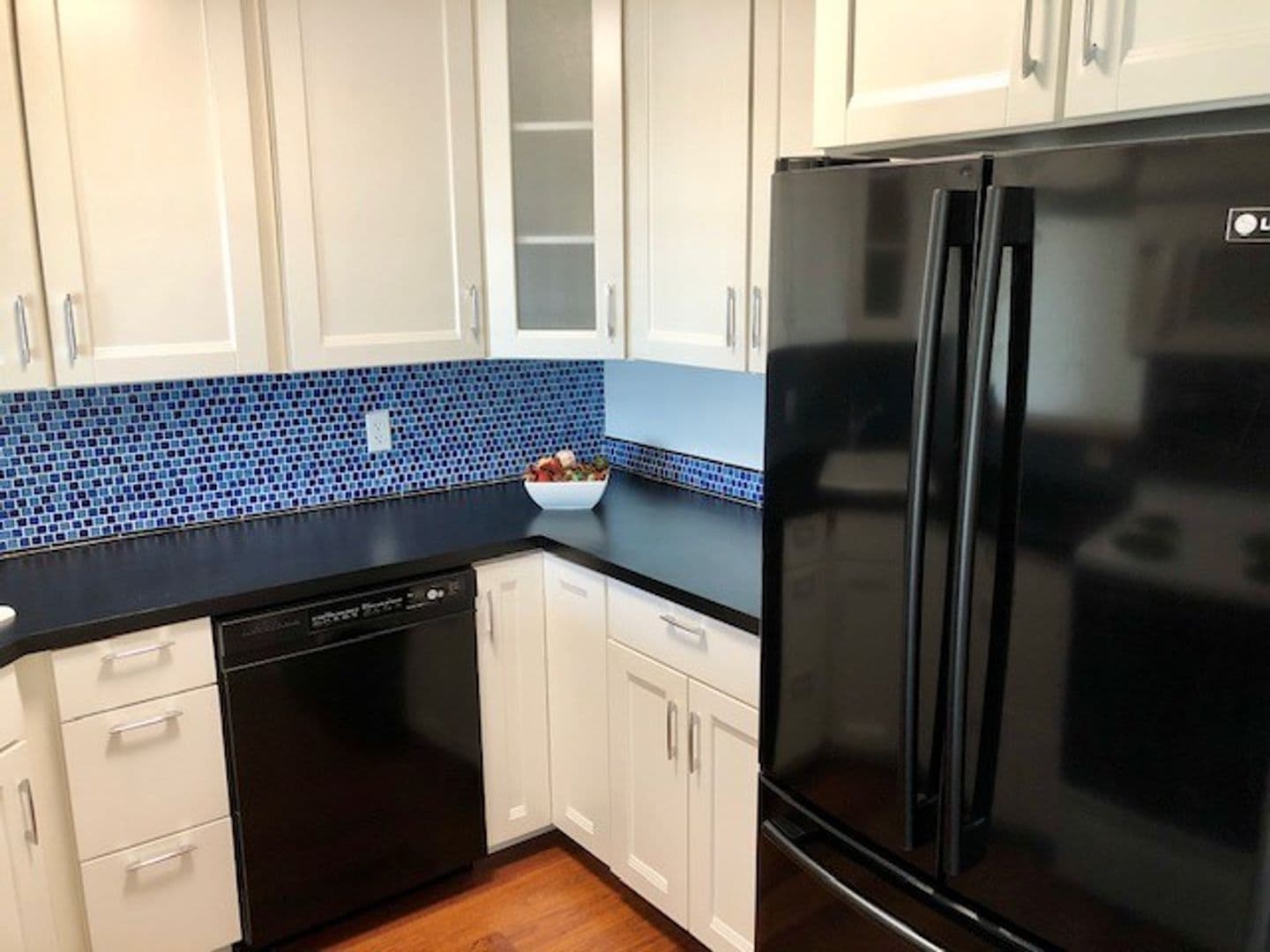 Anchorage House: 3105 Lakeshore Dr. #301-1