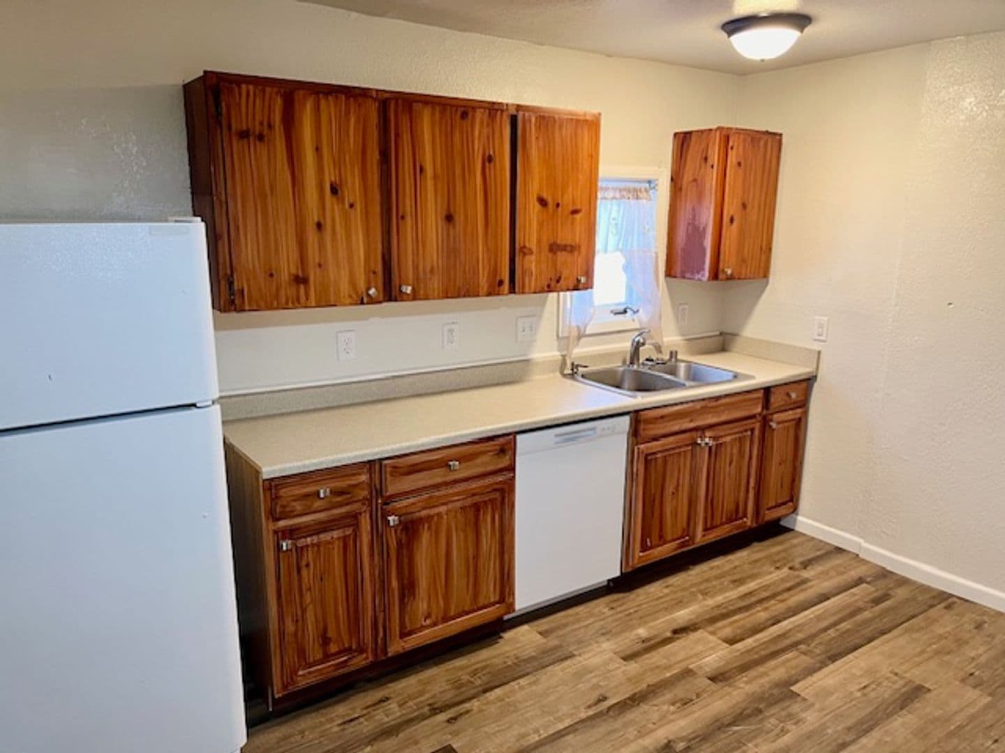 Anchorage Apartment: 1210 W 38th Place - Apt #3
