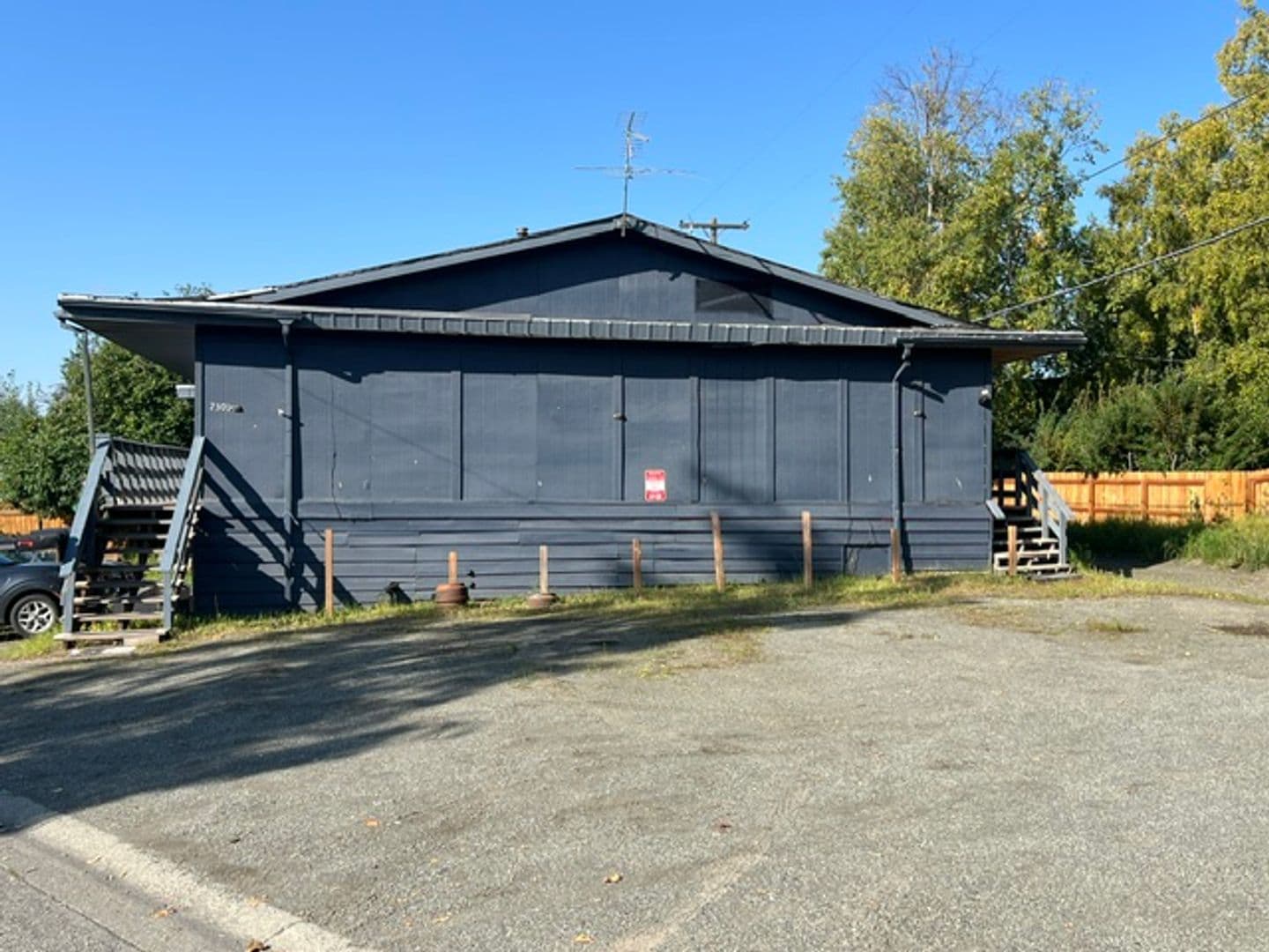 Anchorage Apartment: 2301 Roosevelt Dr.  - Apt #7