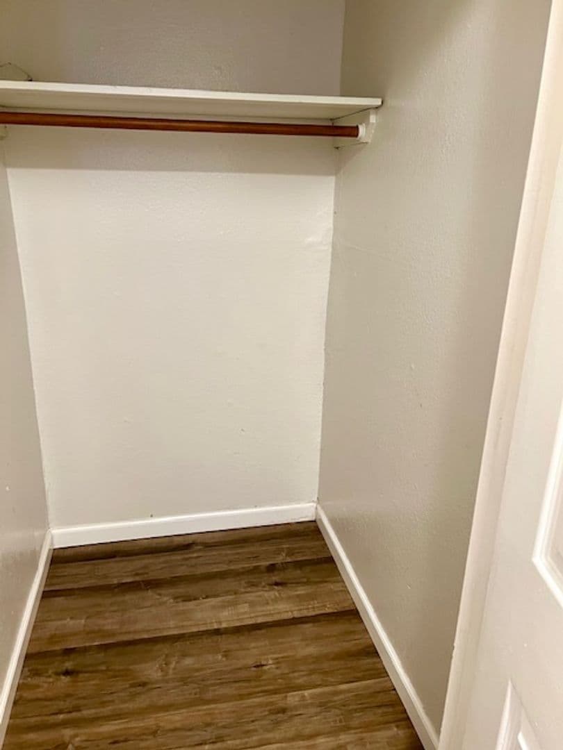 Anchorage Apartment: 1210 W 38th Place - Apt #3