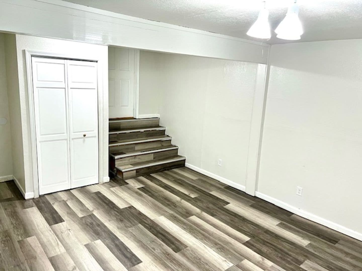 Anchorage Apartment: 1210 W 38th Place - Apt #3