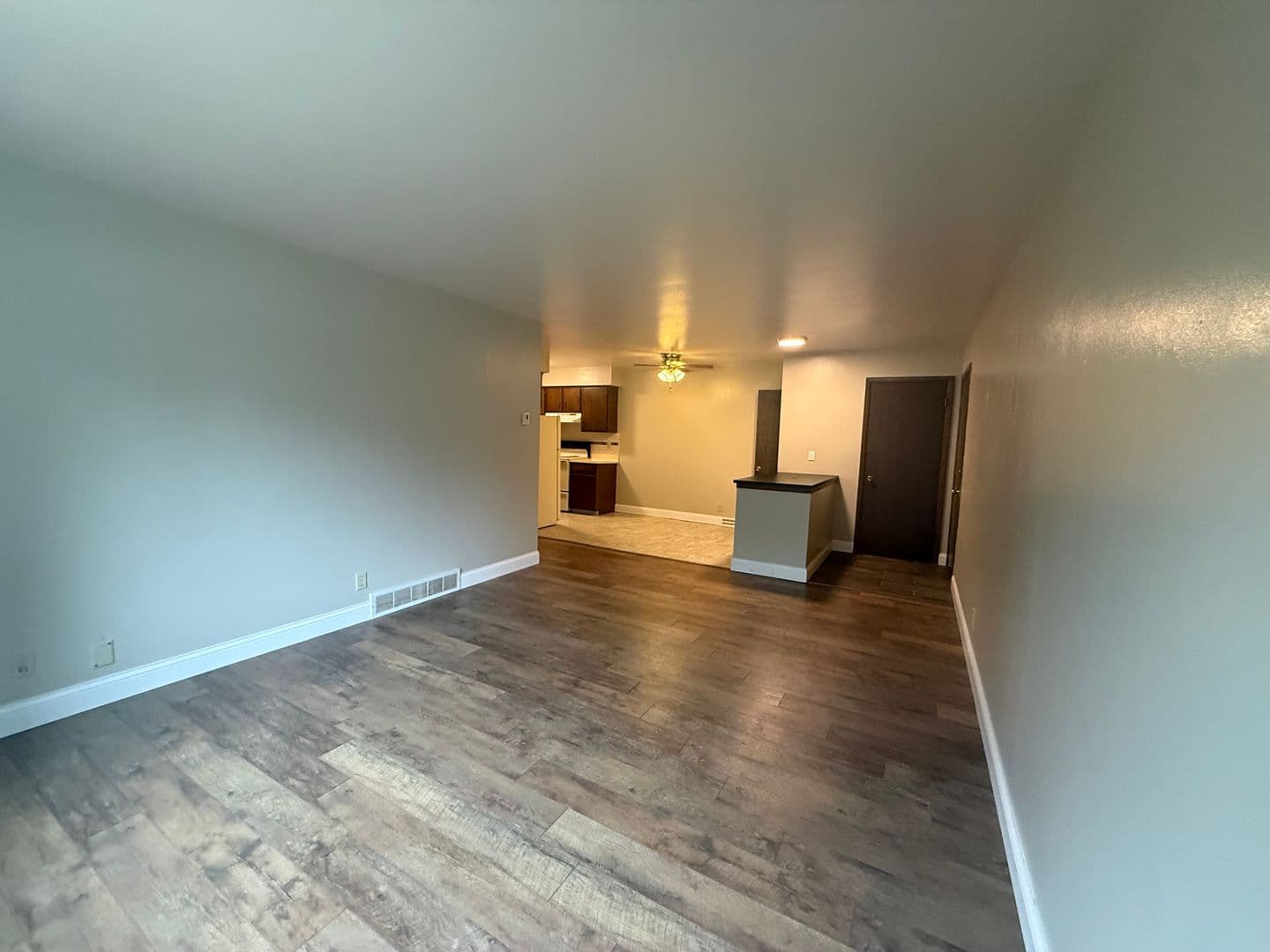 Jackson Apartment: N169W19820 Chestnut Ct.