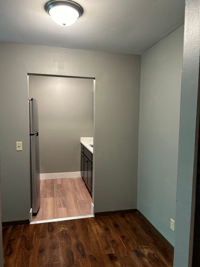 West Bend Apartment: 2160 Washington St.