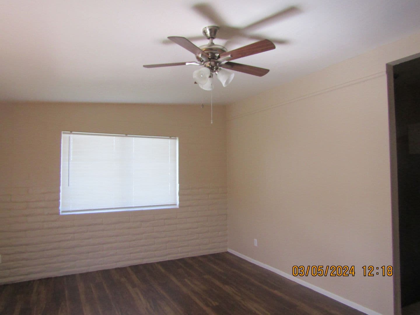 Glendale Apartment: 7109 N. 68th Drive