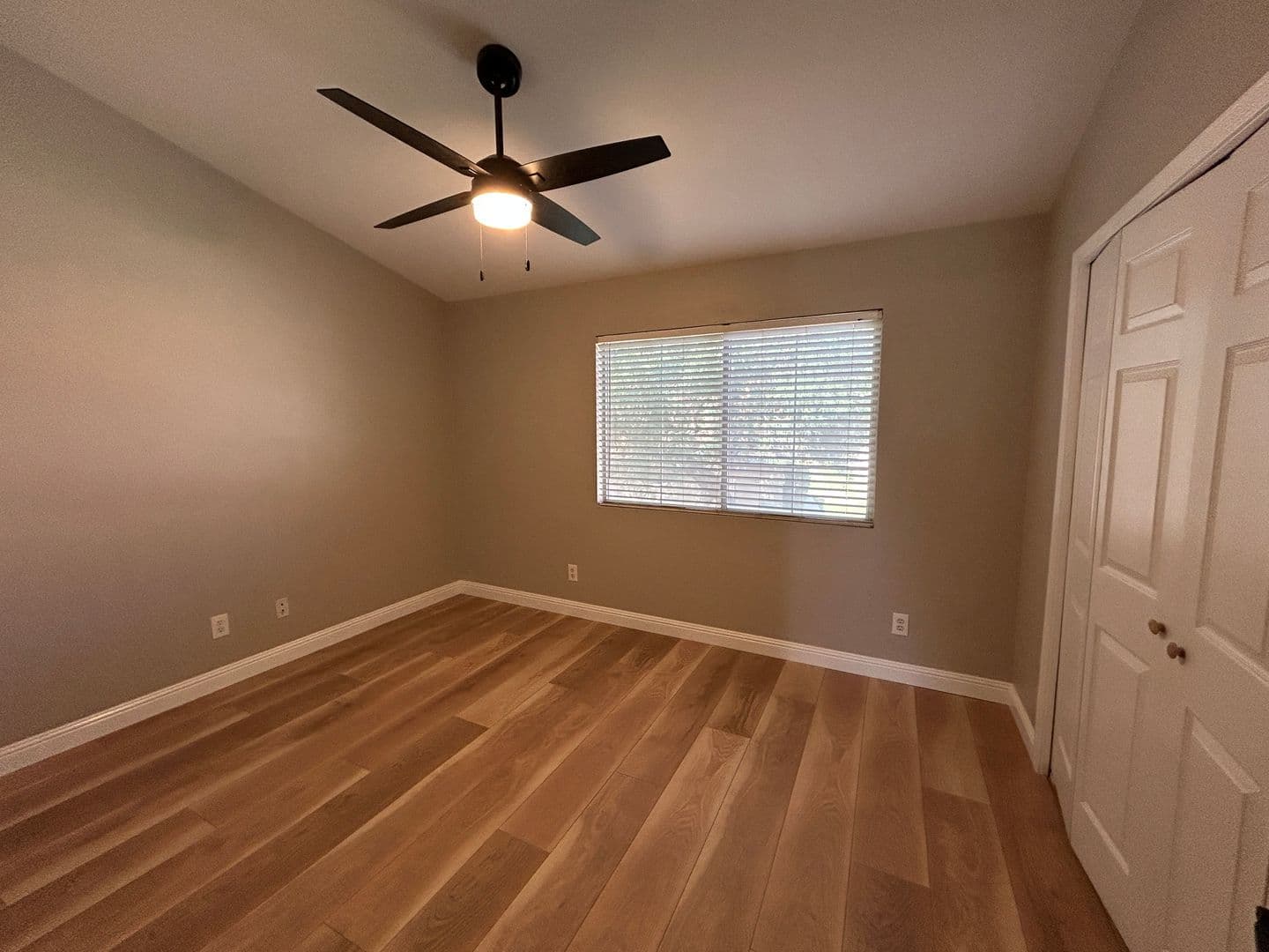 Mesa Townhome: 5808 E. Brown Road #54