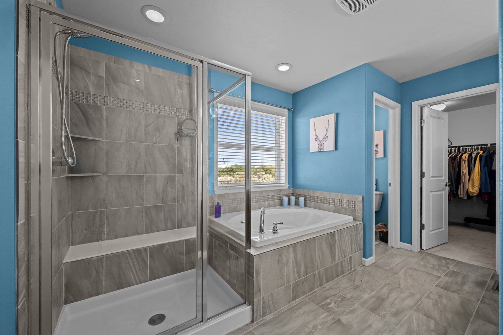 Commerce City House: 15411 Village Cir