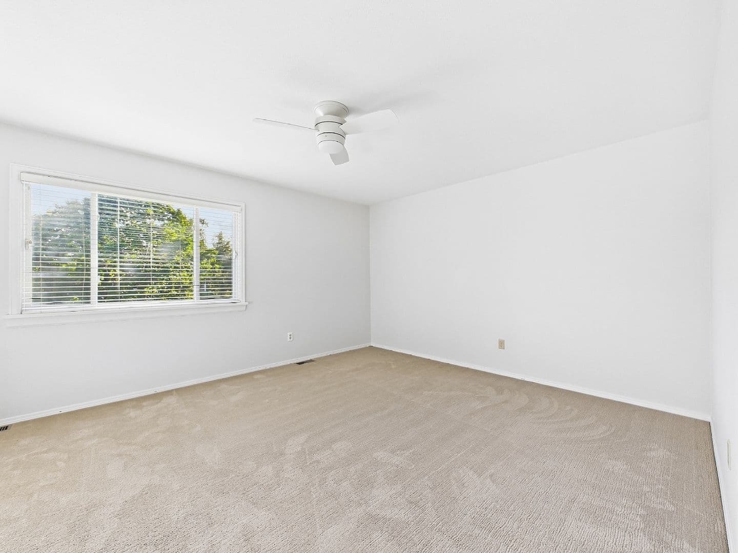 Englewood House: 6213 S Galena Way