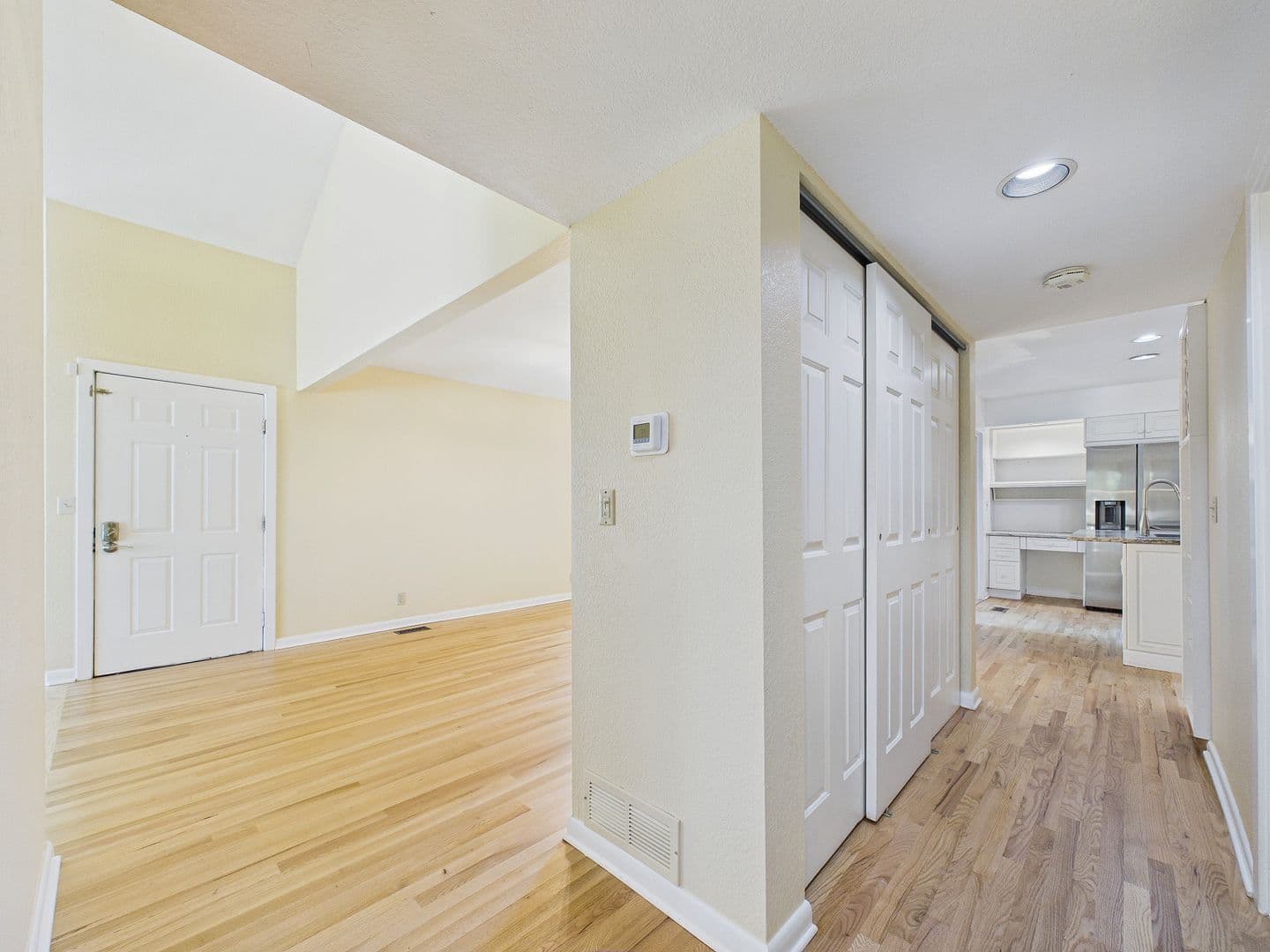Denver House: 2284 S Yosemite Cir