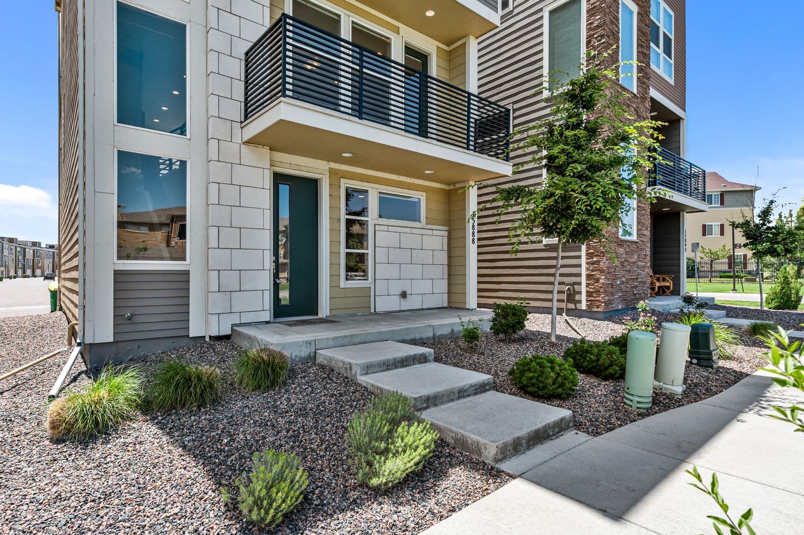 Centennial House: 15888 E Broncos Pl