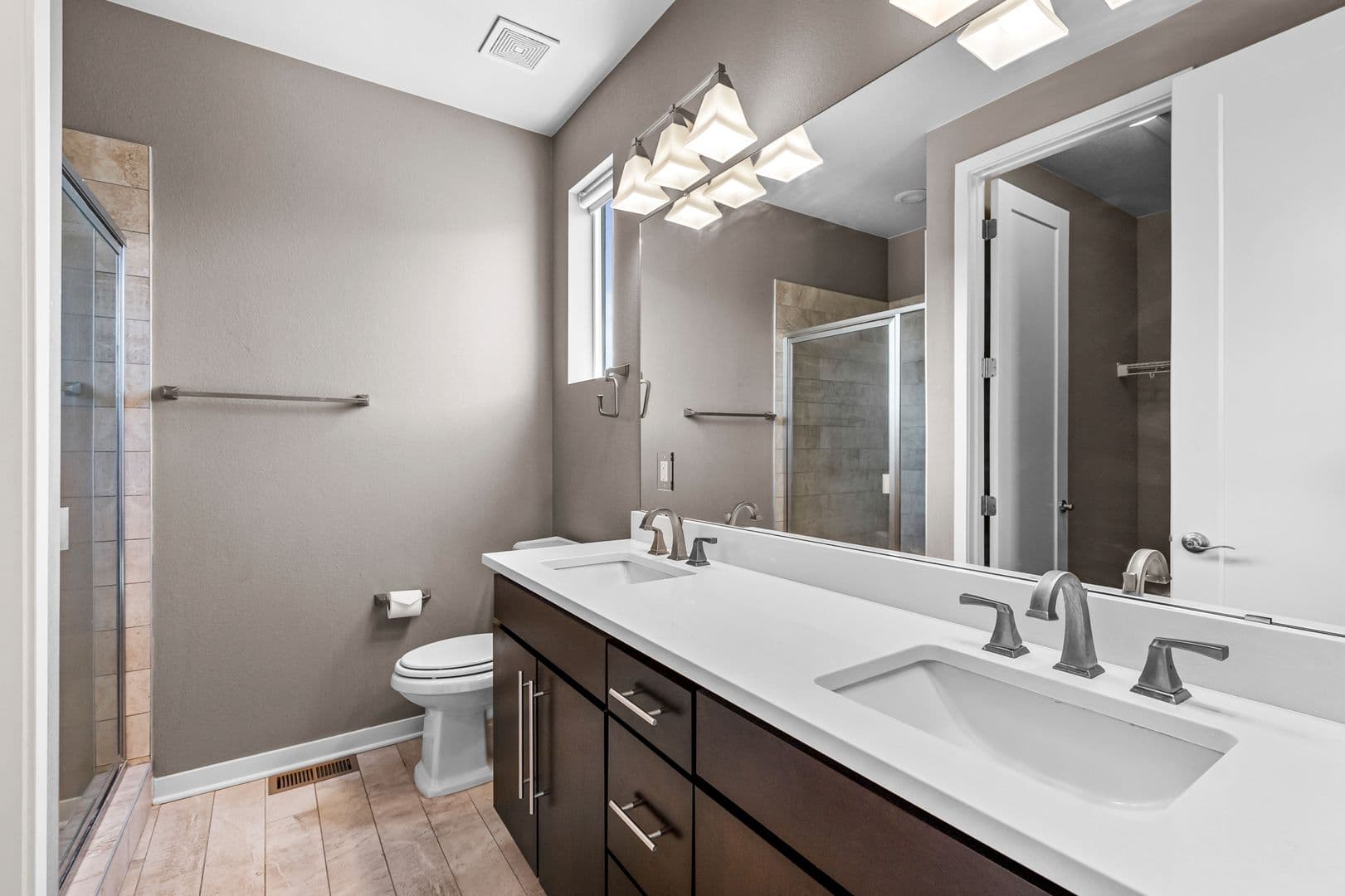Centennial House: 15888 E Broncos Pl