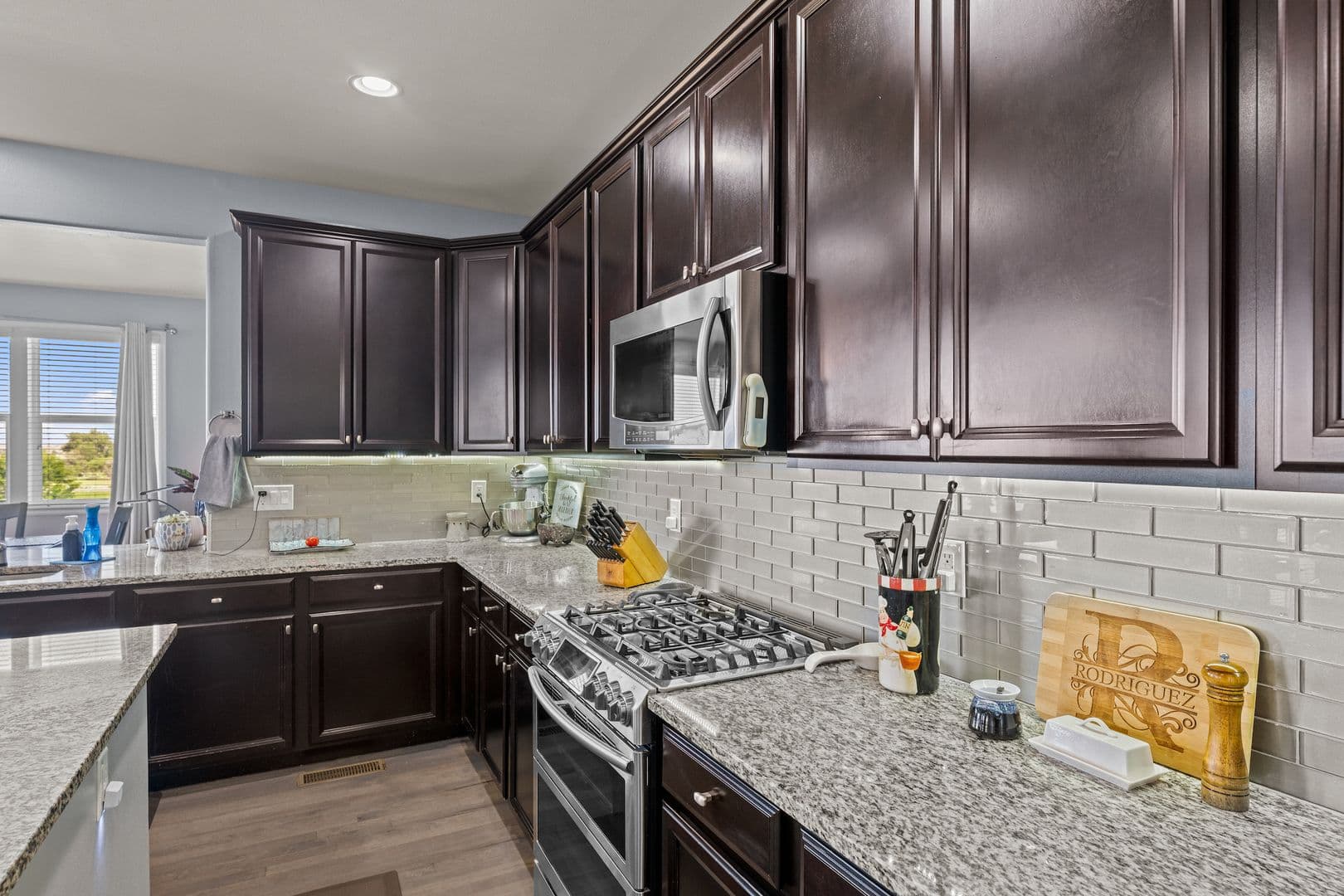 Commerce City House: 15411 Village Cir
