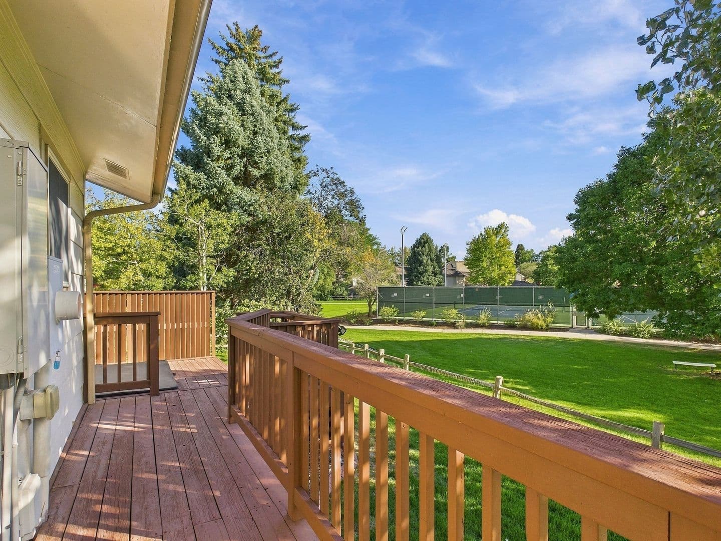 Englewood House: 6213 S Galena Way