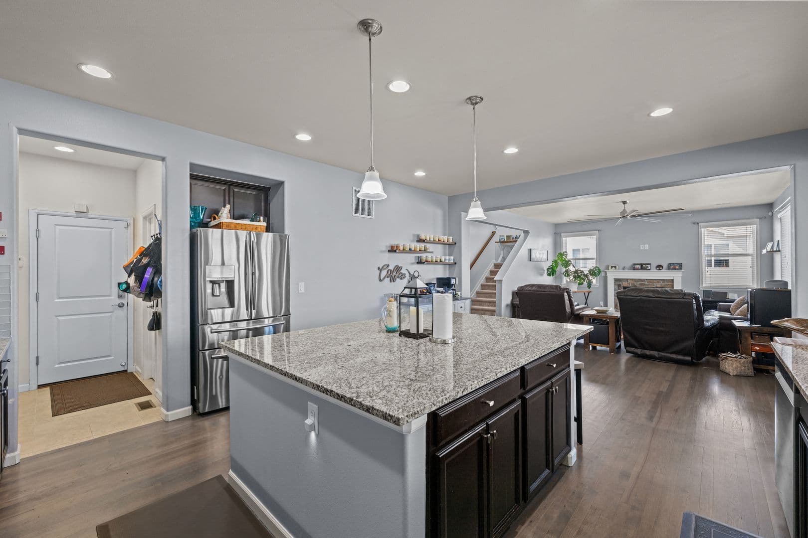 Commerce City House: 15411 Village Cir