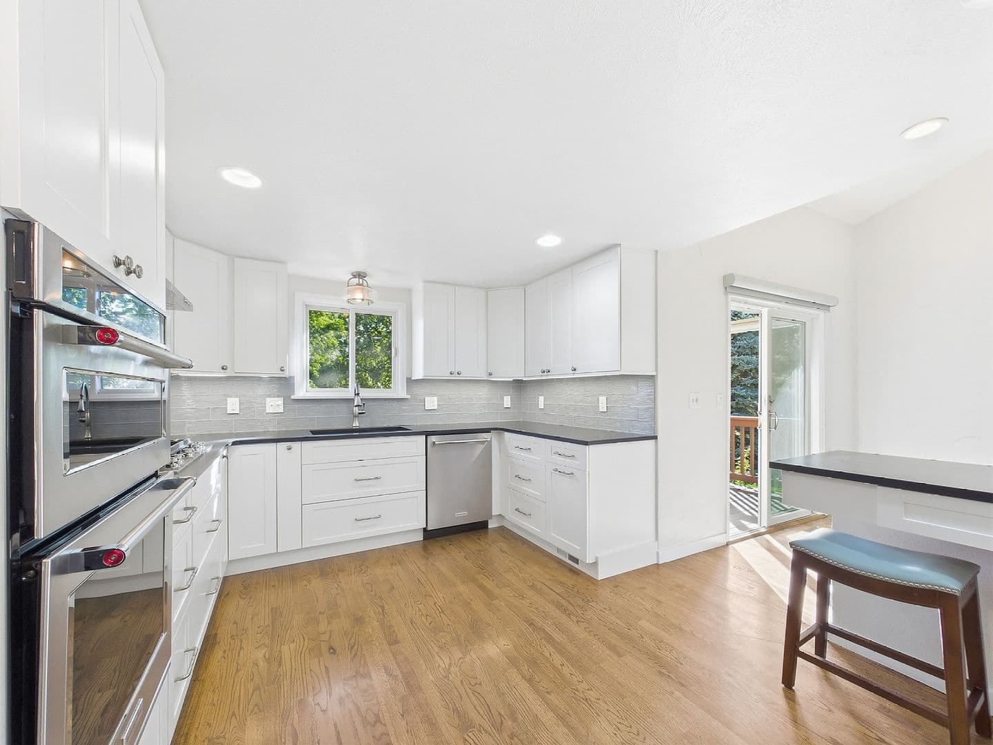 Englewood House: 6213 S Galena Way