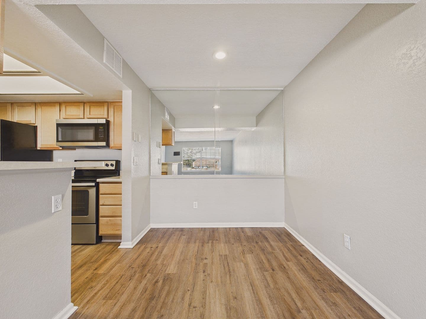 Englewood House: 9293 E Arbor Cir #C
