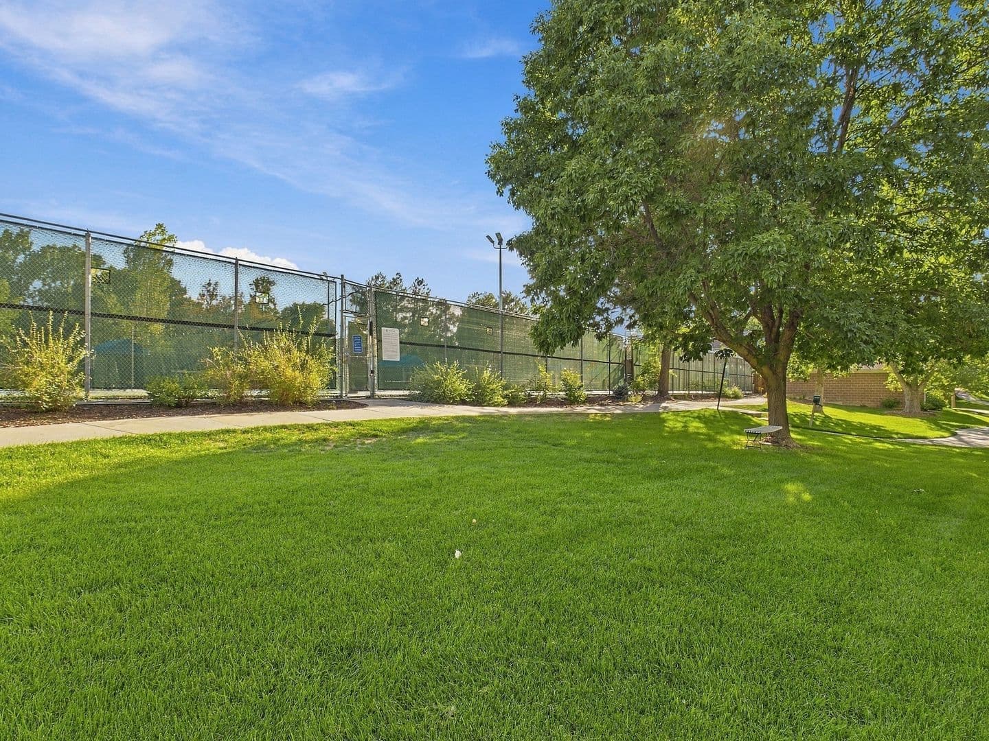 Englewood House: 6213 S Galena Way
