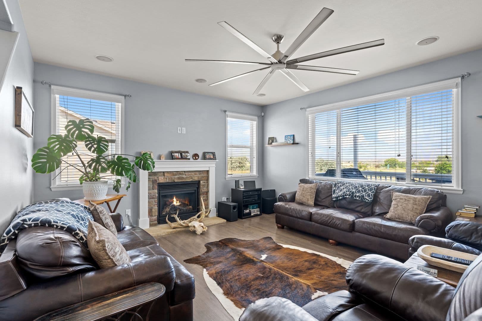 Commerce City House: 15411 Village Cir