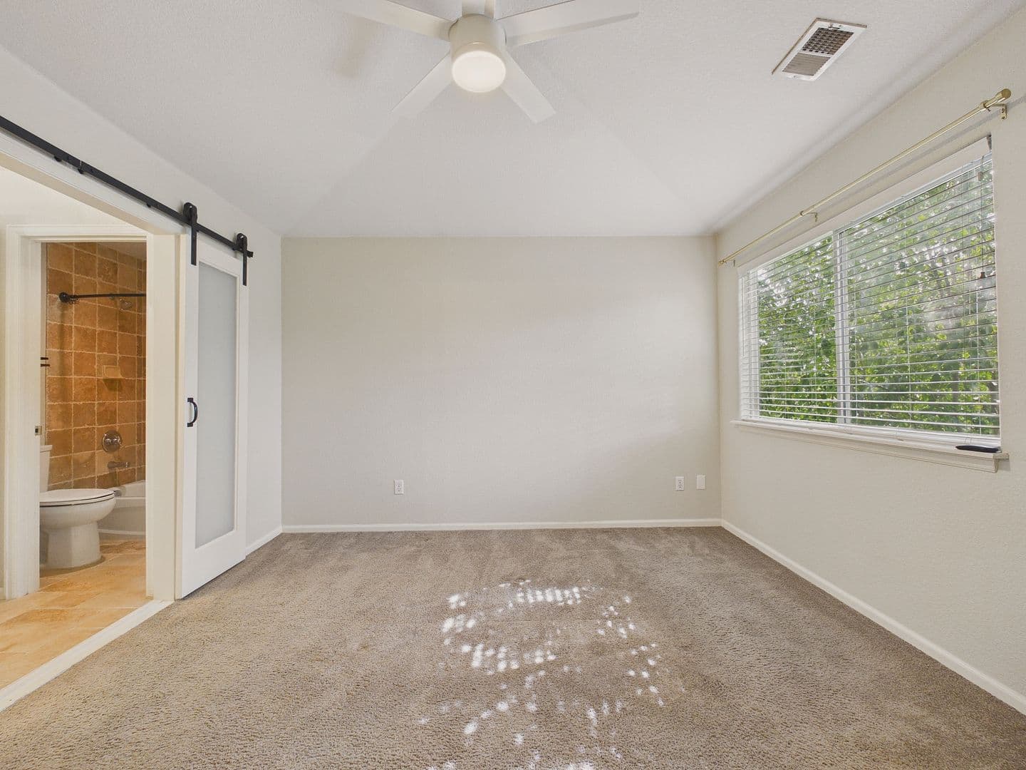 Englewood House: 3110 S Cherokee St