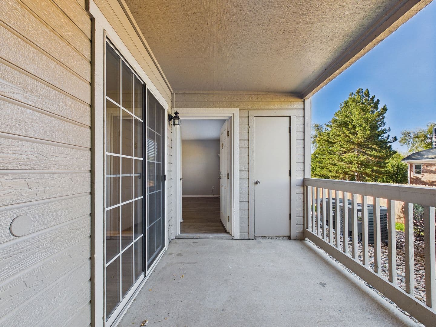 Englewood House: 9293 E Arbor Cir #C