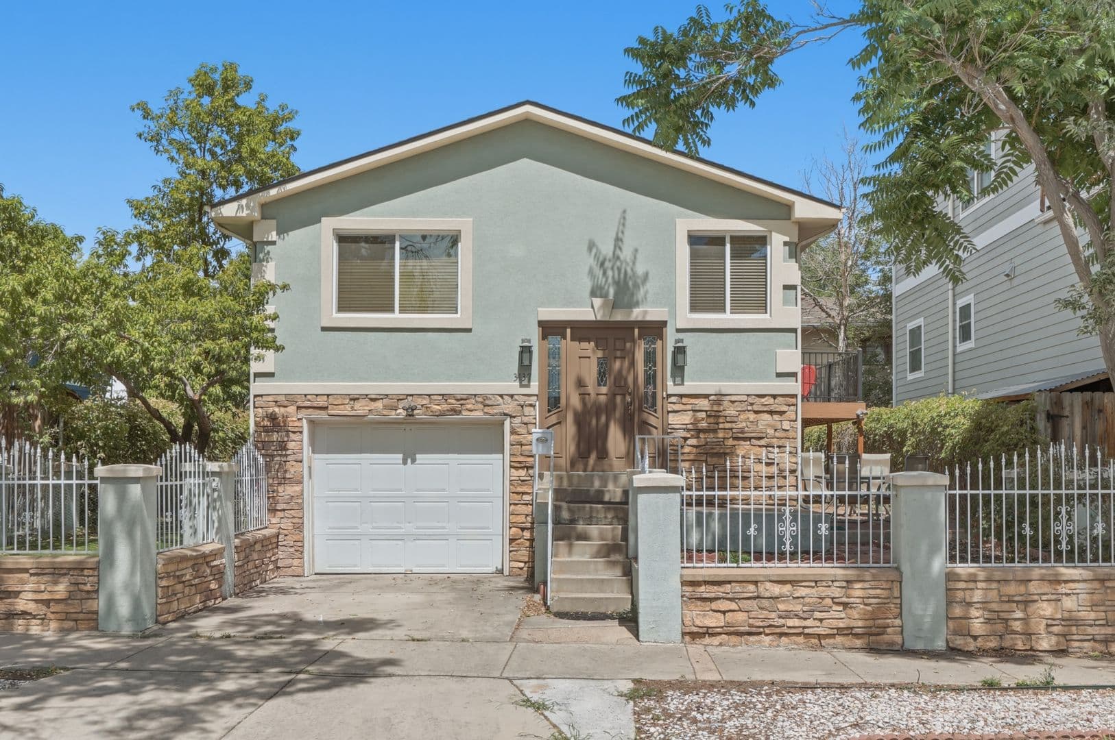 Denver House: 3137 W 20th Ave