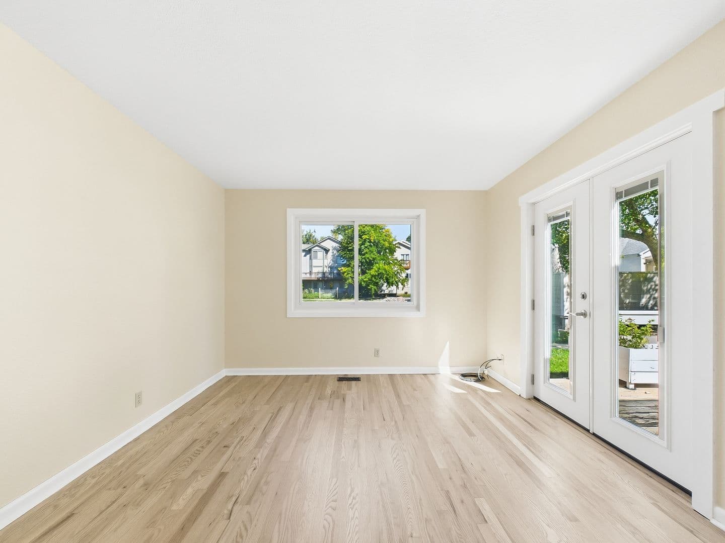 Denver House: 2284 S Yosemite Cir