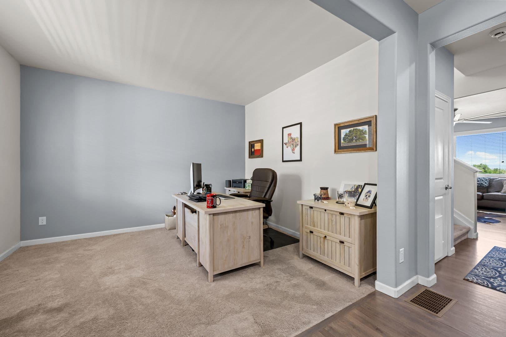 Commerce City House: 15411 Village Cir