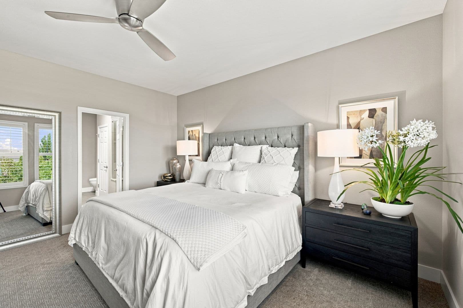 Aurora House: 25329 East Lake Pl