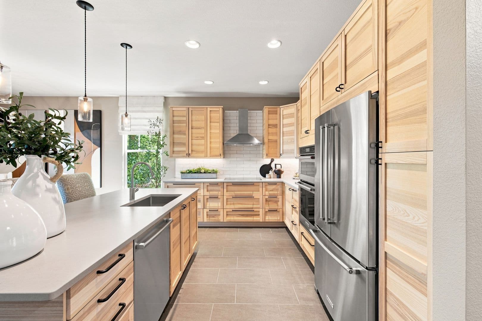 Aurora House: 25329 East Lake Pl