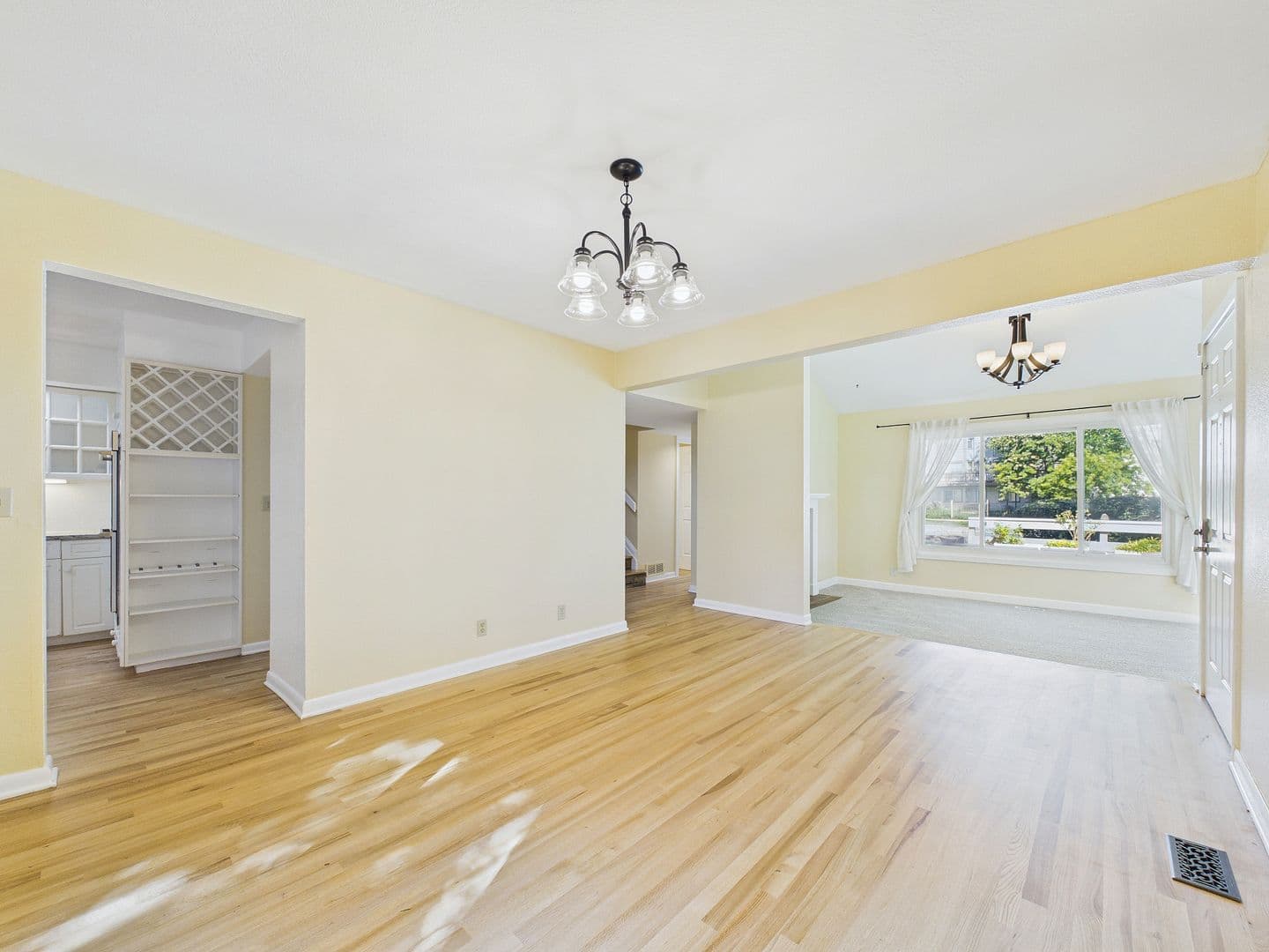 Denver House: 2284 S Yosemite Cir
