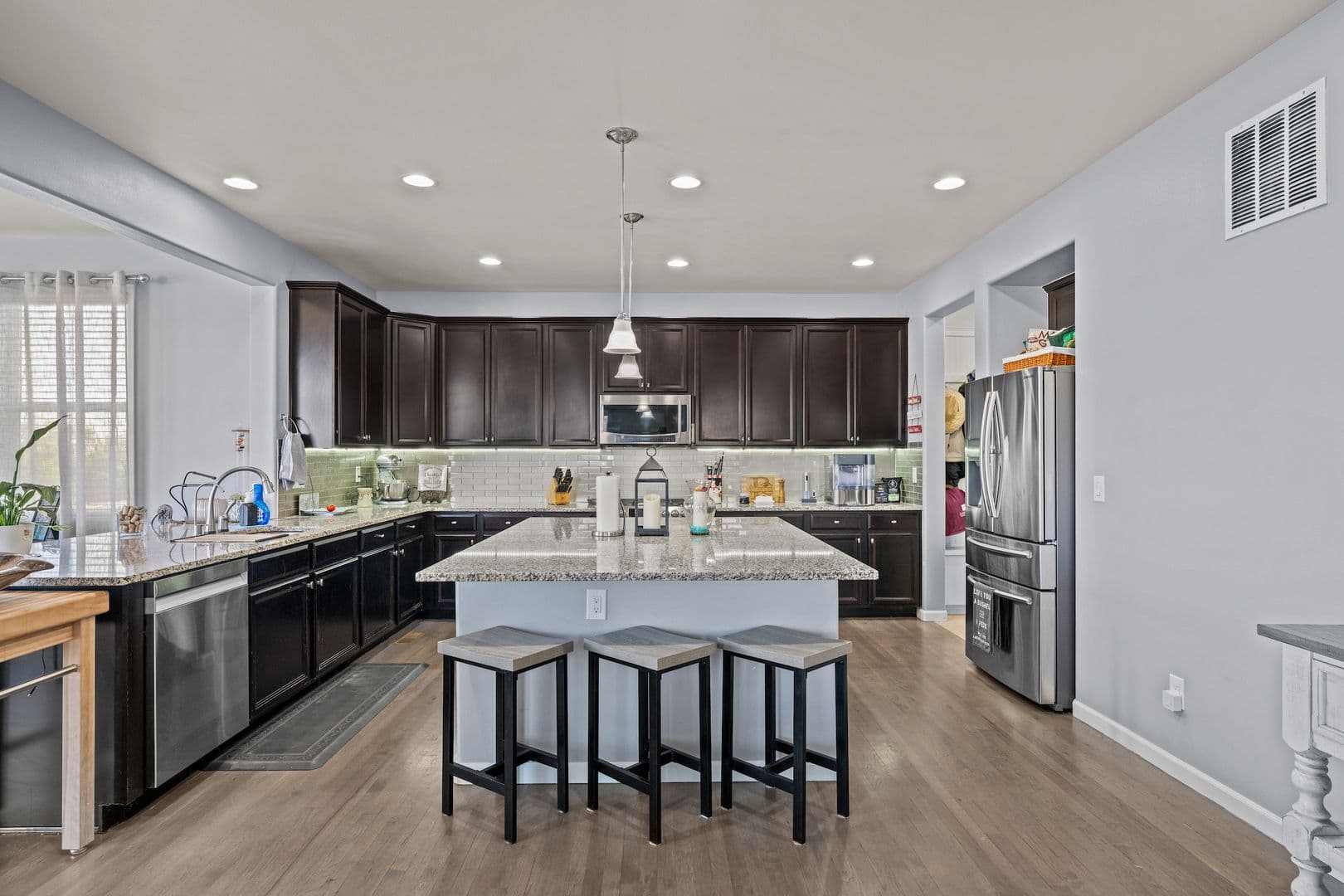 Commerce City House: 15411 Village Cir