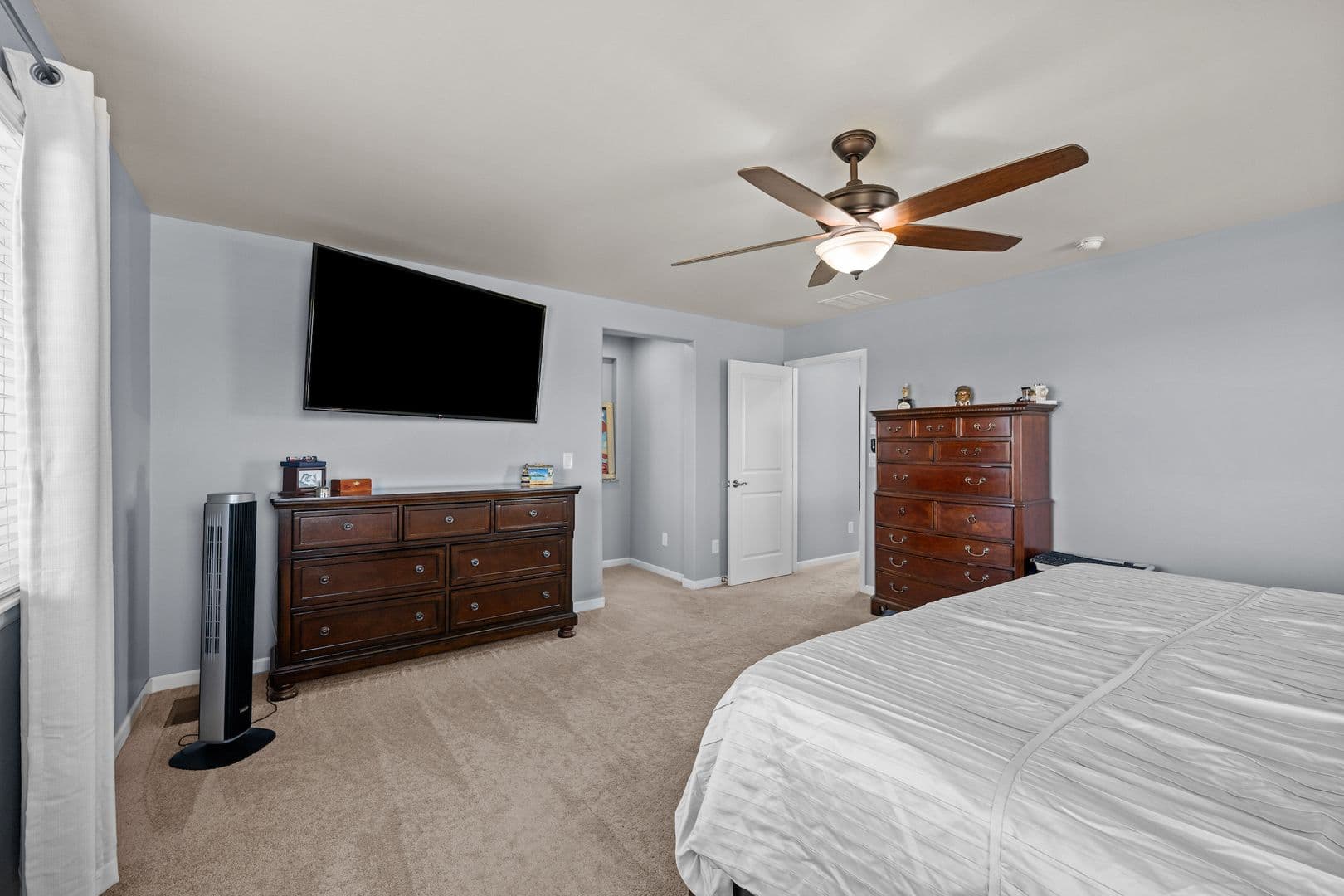 Commerce City House: 15411 Village Cir