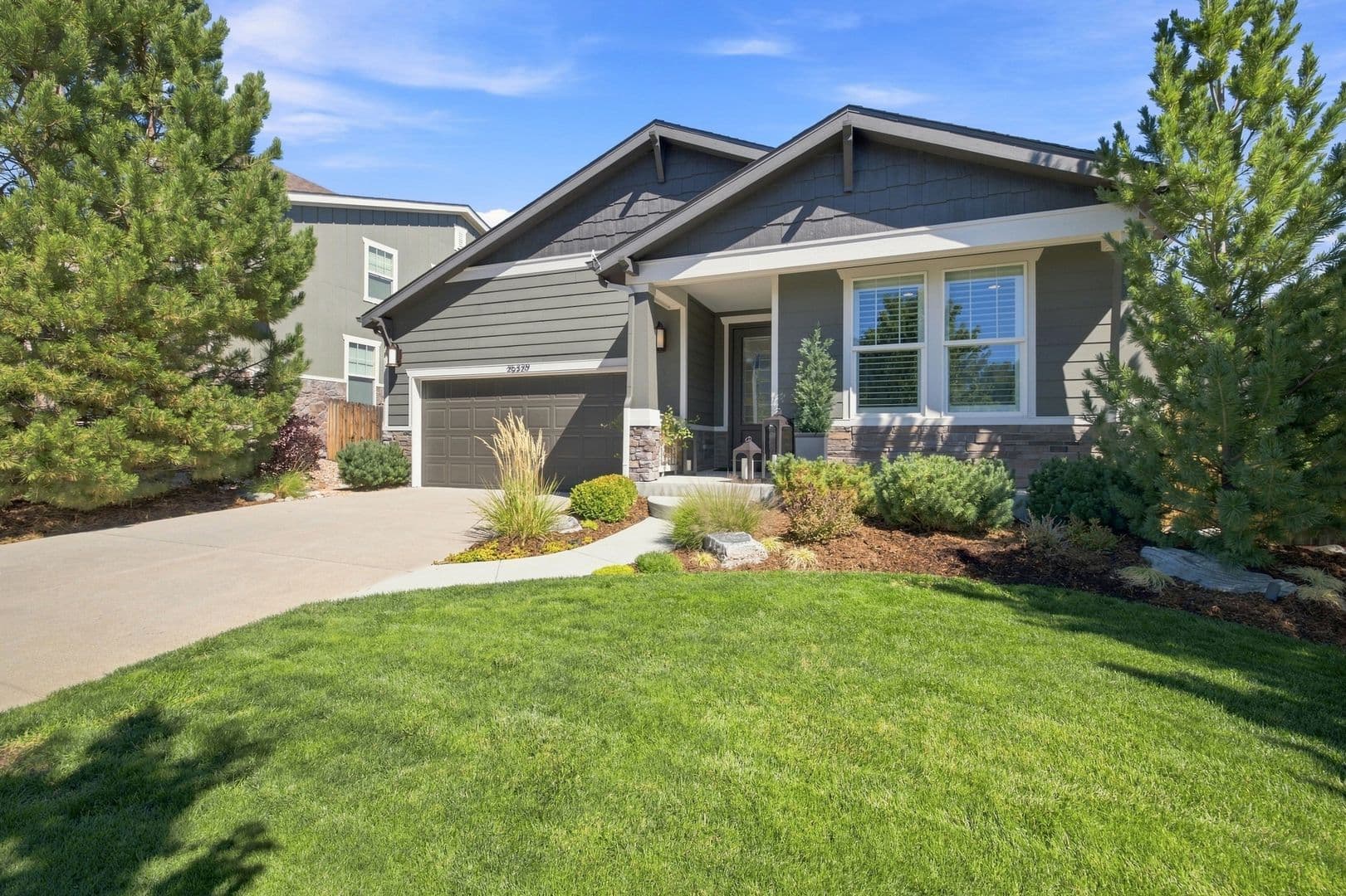 Aurora House: 25329 East Lake Pl