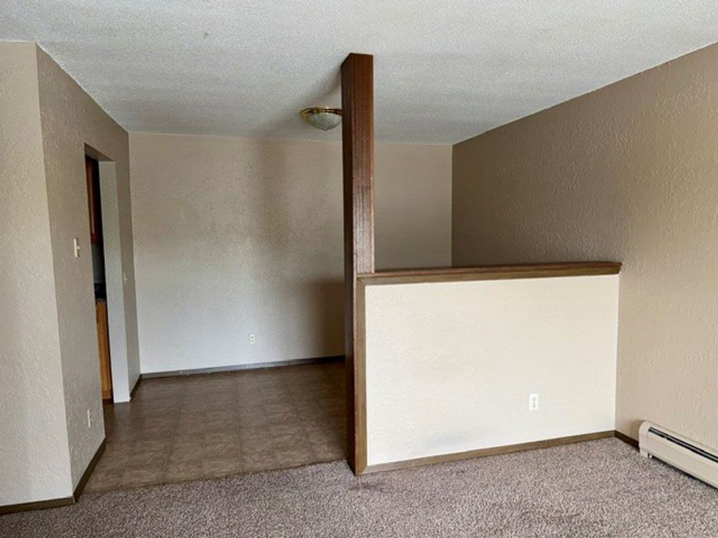 Brookings Apartment: 121, 3, 5, 7, 9, 31 12th Ave S
