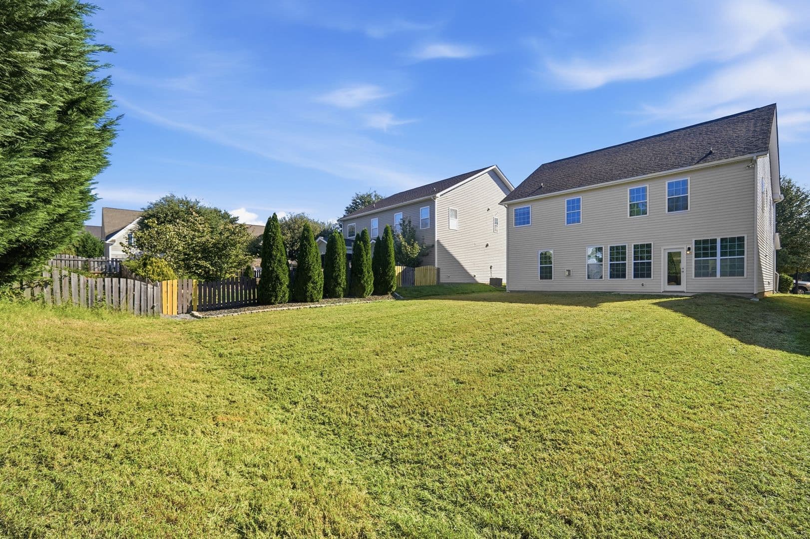 Charlotte House: 7308 Hamilton Bridge Road