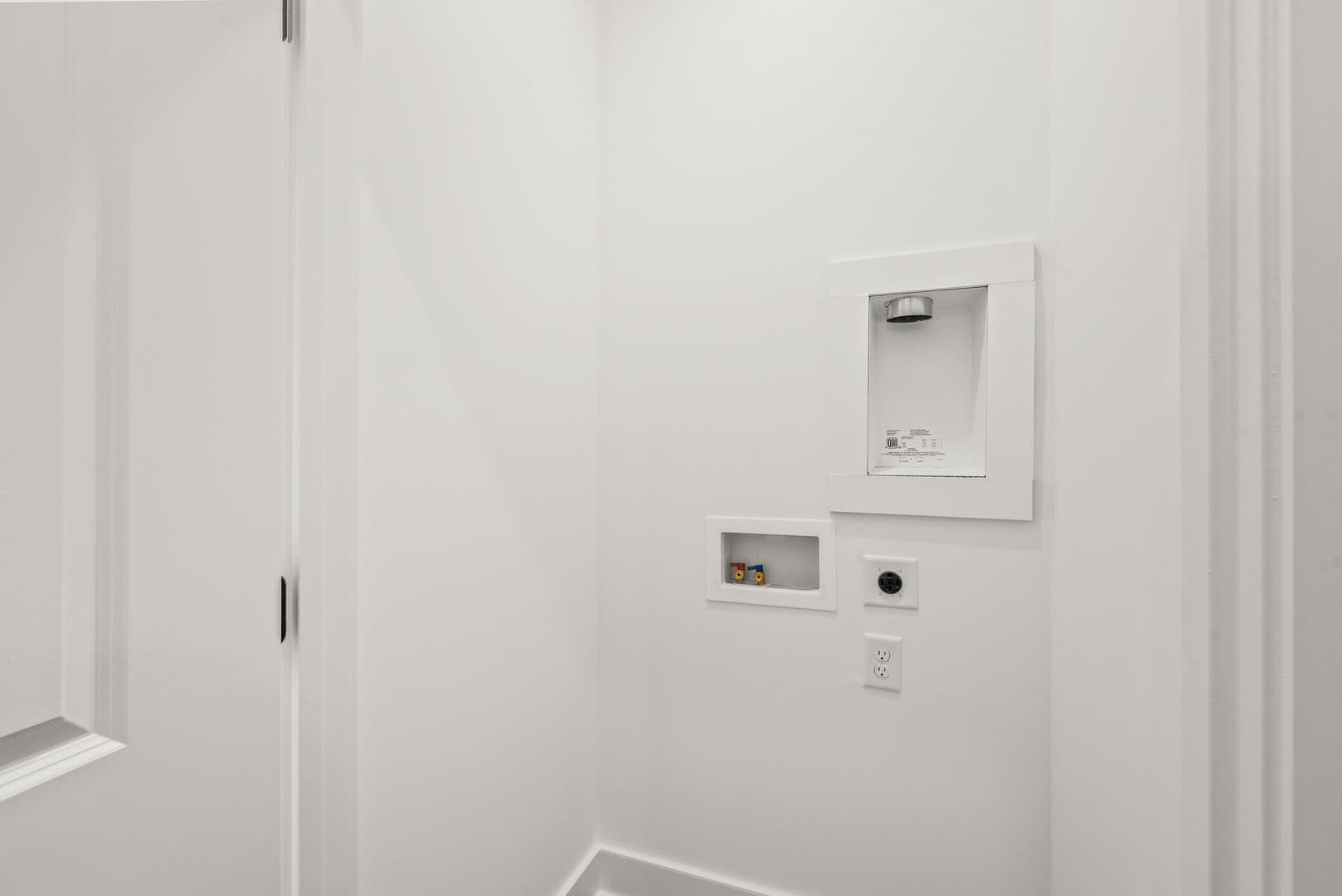 Charlotte Townhome: 425 Blairhill Road